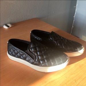 Black Steve Madden! ❤️